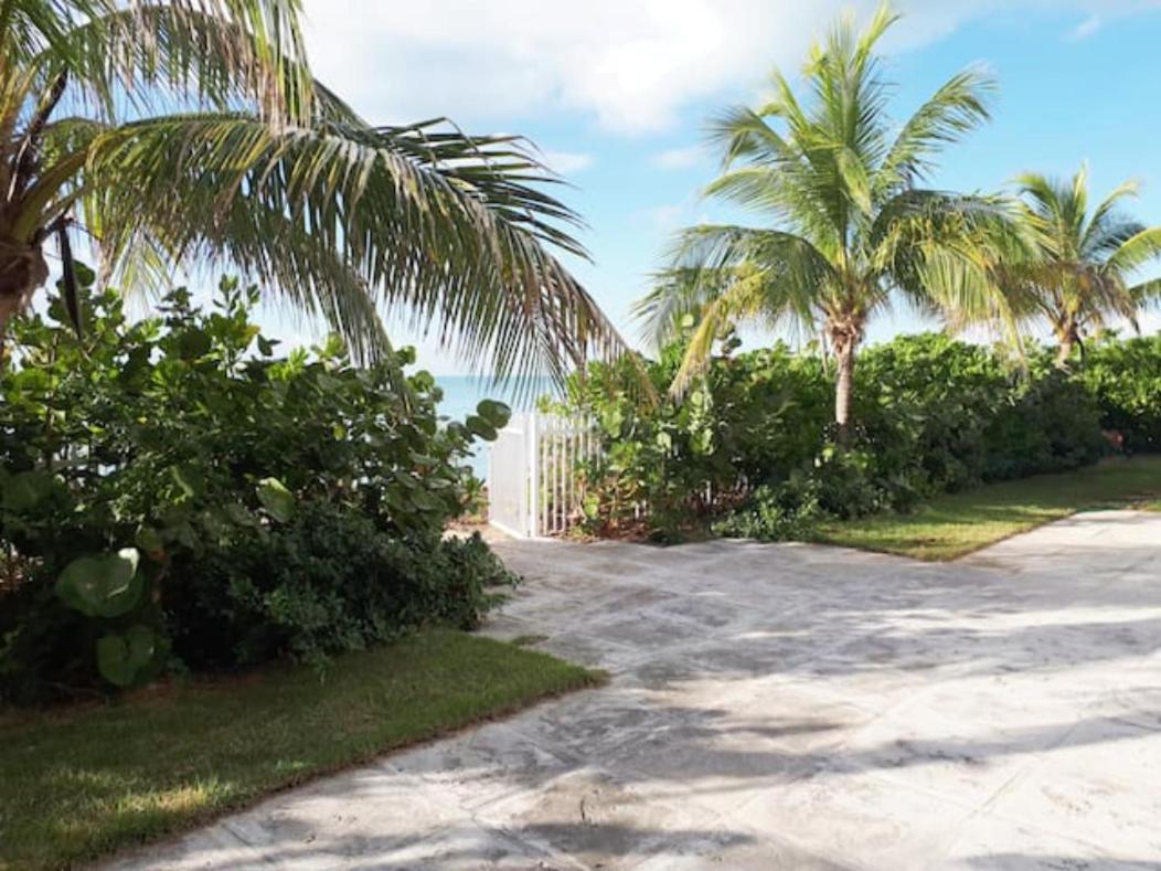 Private And Peaceful Cottage At The Beach Nassau Bagian luar foto