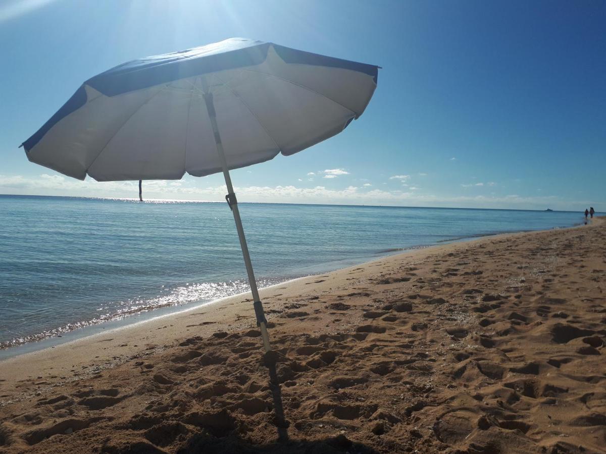 Private And Peaceful Cottage At The Beach Nassau Bagian luar foto